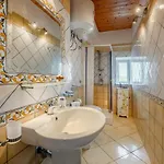 Casa Palazzo Merlato Procida